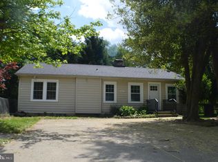 5009 Nicholson St, Riverdale, MD 20737