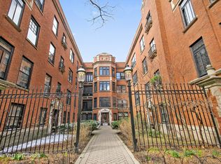 2910 N Pine Grove Ave #2, Chicago, IL 60657