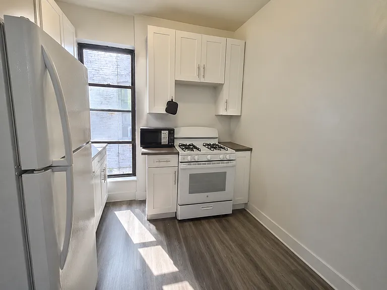 238 Linden Blvd #3R — Photo 3