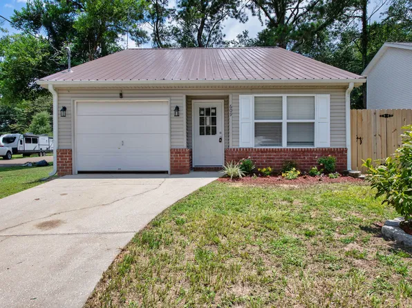 609 E Edney Ave, Crestview, FL 32539
