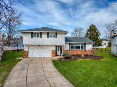 5991 Cantwell Dr, Mayfield Heights, OH, 44124