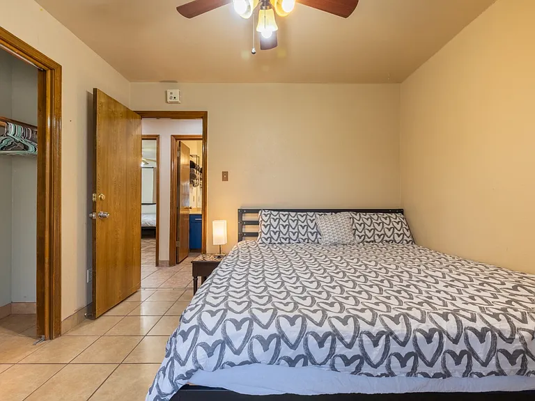 2202 Oxford Blvd — Photo 23