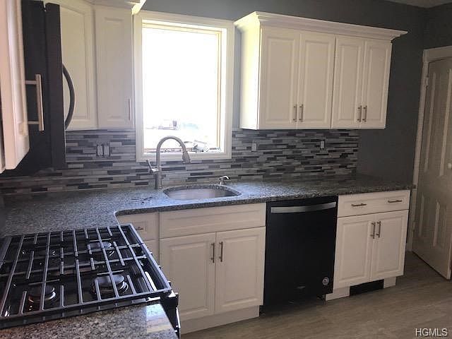 2nd image of 103 Gurnee Ave