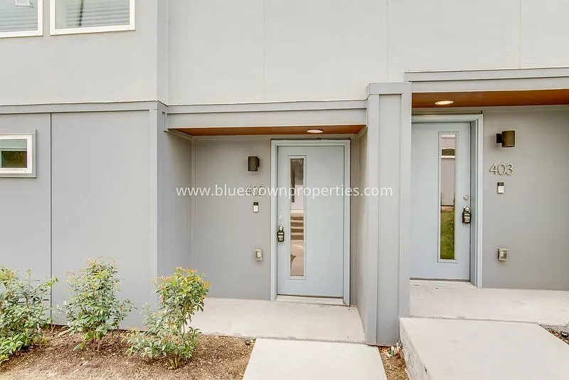 2 bed, 2.5 bath, 2086 sqft, $2,900 — Photo 3
