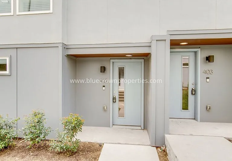 1515 S Akard St #402 — Photo 3