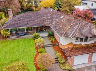 9206 NE 1st St, Bellevue, WA 98004