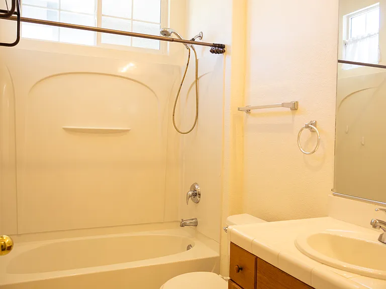 1870 Cliffhanger Dr — Photo 20