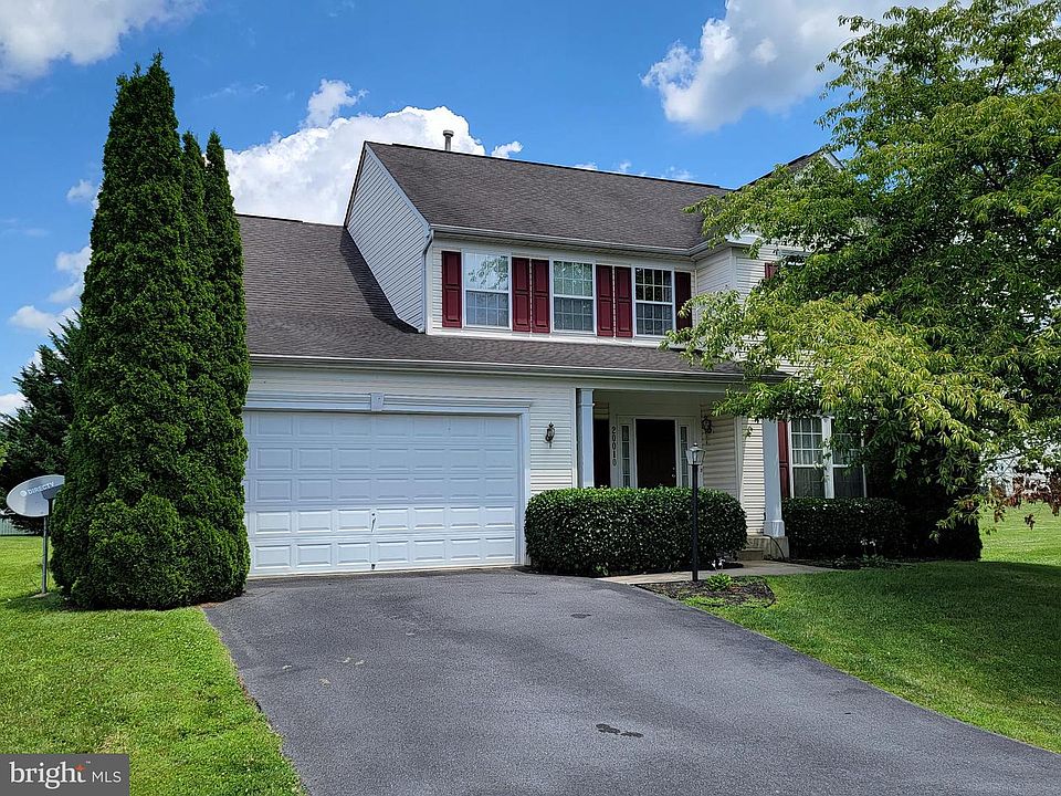 1st image of 20010 Farmingdale Ct