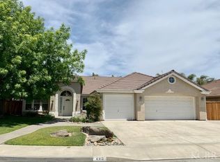 440 Julia Cir, Hanford, CA 93230