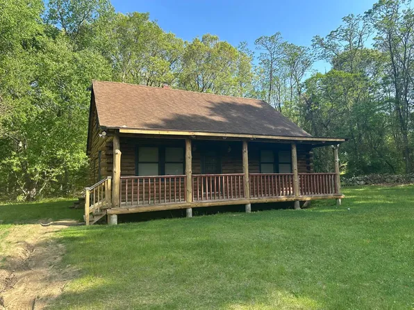 1221 South Rd, South Kingstown, RI 02879