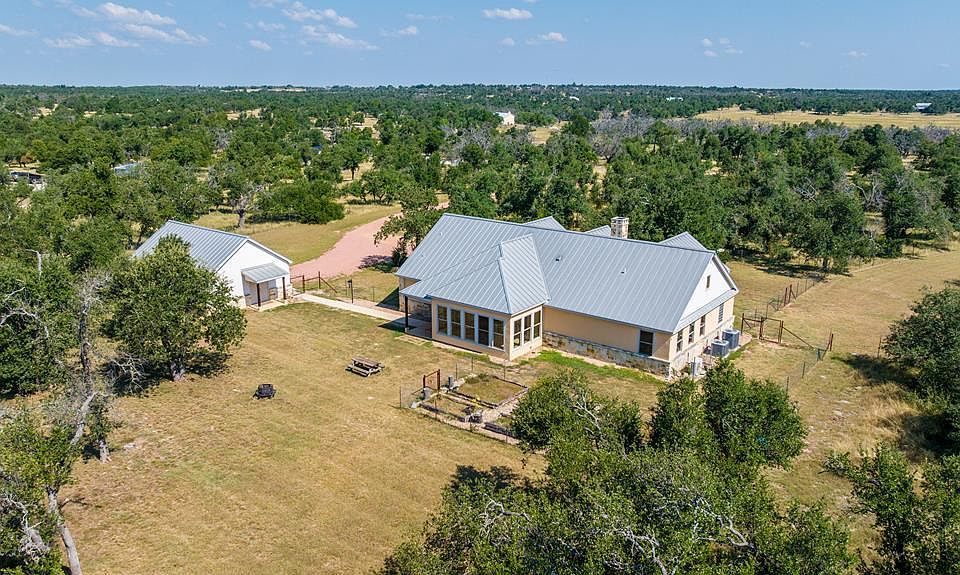 1st image of 1282 Vintage Oaks Dr