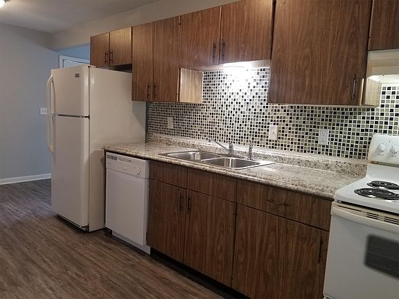 4th image of 4292 Byrnewood Village Cir APT D