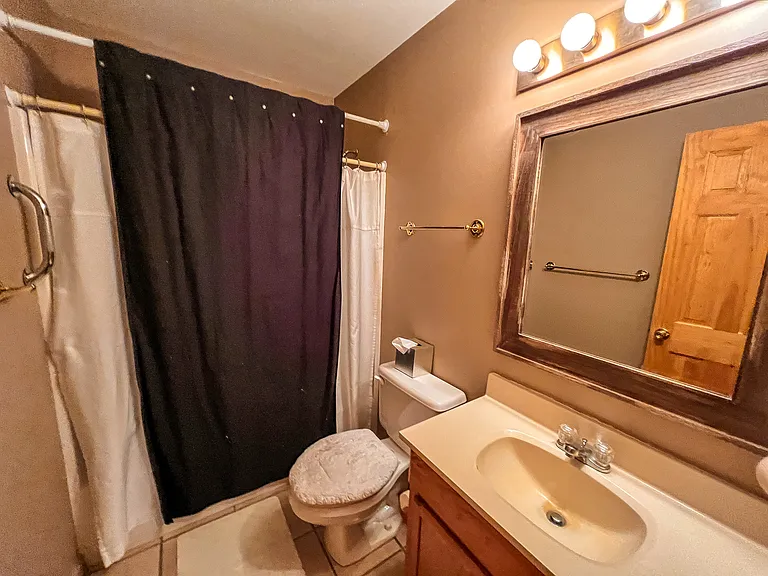 111 Laurel Oak Ct — Photo 16