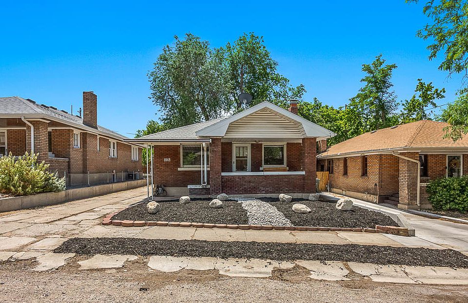 1st image of 1048 E Barbara Pl