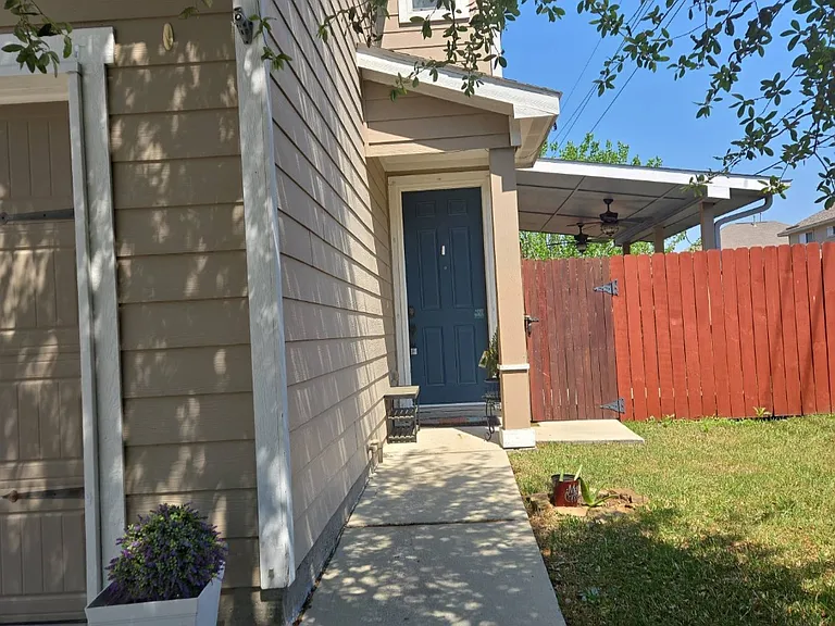 19334 Wild Currant Ct — Photo 2