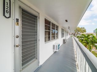120 Northampton St #F, West Palm Beach, FL 33417
