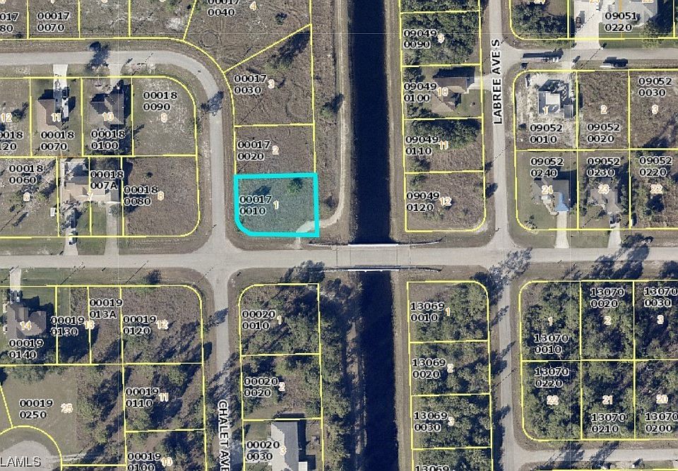 2nd image of 399 Chalet Ave S