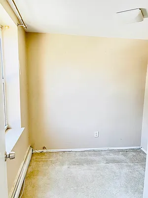 Rented by Bell Realty | media 7