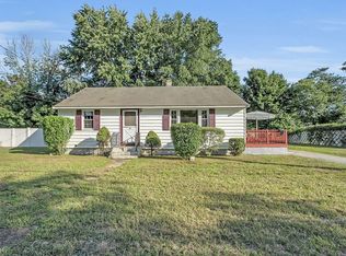 9 Wildwood Rd, Tewksbury, MA 01876