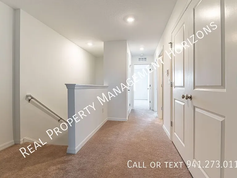 10709 Eclipse St — Photo 13