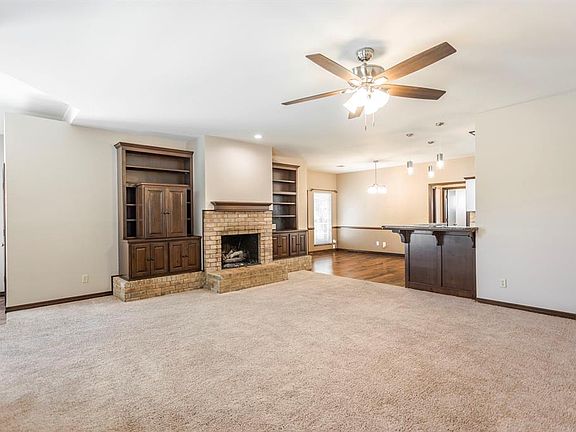 5th image of 4437 Brandt Dr