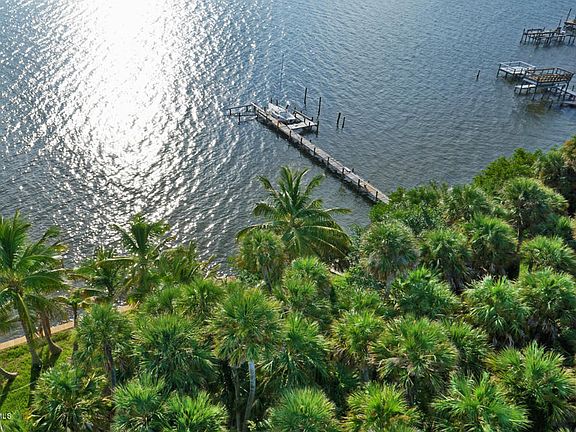 4th image of 8040 S Highway A1a