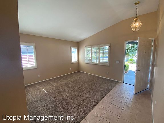 3rd image of 25096 Steiner Dr