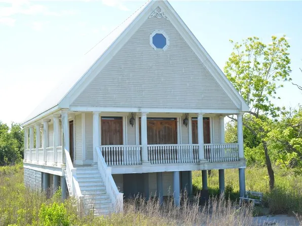 137 Battistella Rd, Buras, LA 70041