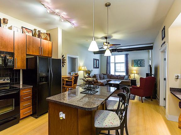 3rd image of 535 S Upper St Unit 224