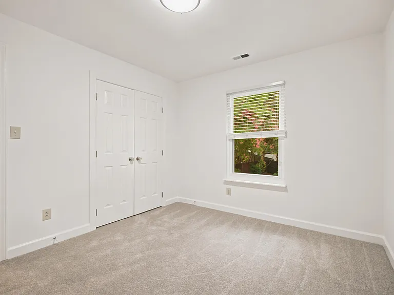 4300 Hickory Ridge Dr — Photo 36