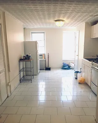 Rented by Urban Real Estate Property Group Inc | media 7