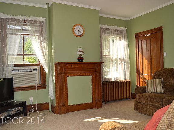 4th image of 196 Franklin Ave