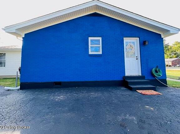 5th image of 143 Winchester Dr