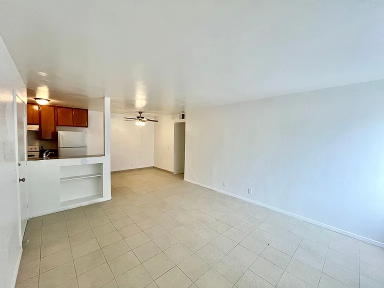 3917 Spring Dr #5 — Photo 3