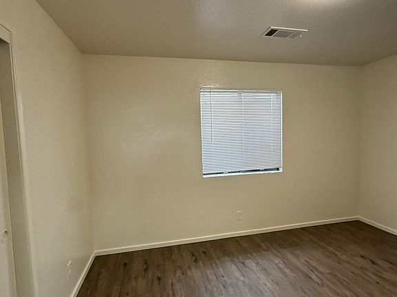 5th image of 10670 Railroad Ave #10754