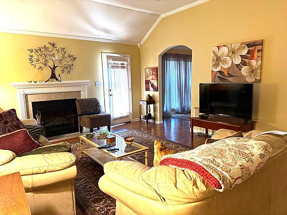5th image of 2373 Parc Pl