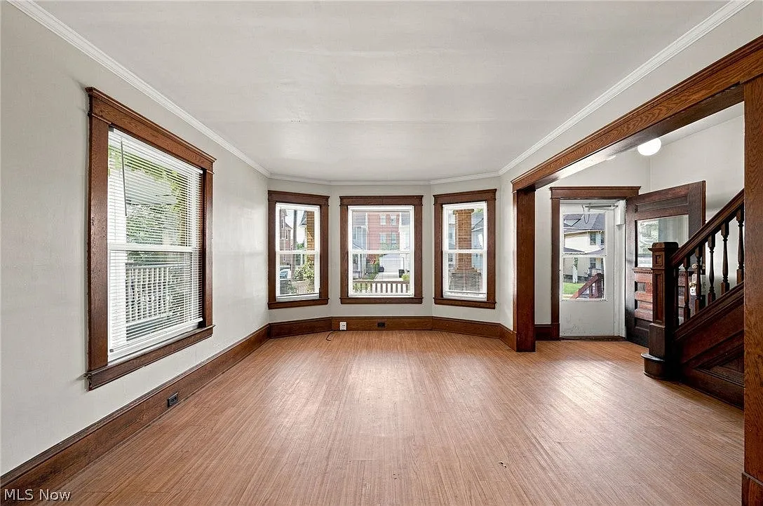 3 bed, $1,700 — Photo 4