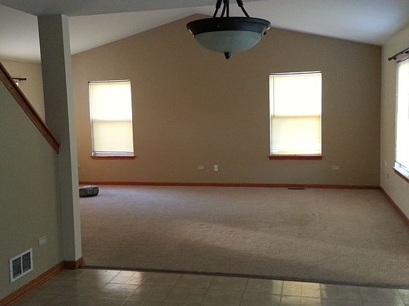 3rd image of 2506 Paradise Cir