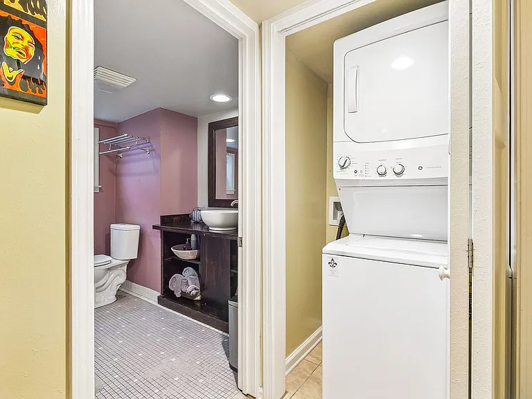 1904 Laharpe St #1904 — Photo 13
