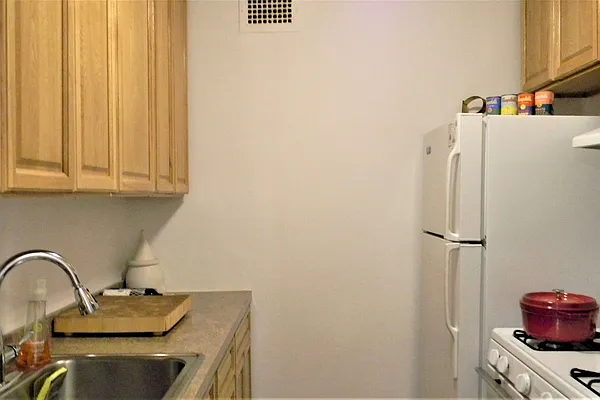 Sold by Benjamin Realty Since 1980 | media 14