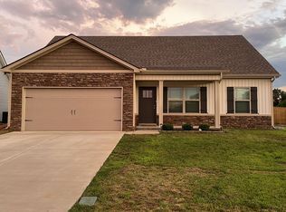 2800 Valley Farms Dr, Christiana, TN 37037