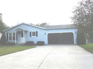 1126 Meadowbrook Rd, Bryan, OH 43506