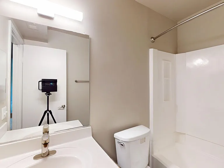 Seneca Place — Photo 59