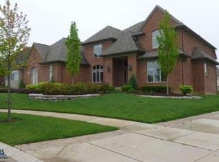 56676 Hartley Ct, Shelby Township, MI 48316