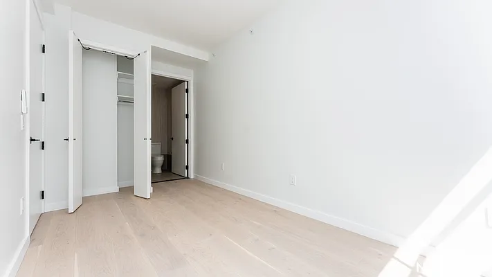 Rented by Nooklyn NYC LLC | media 32