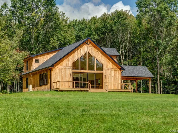 184 Mahls Pond Road, Narrowsburg, NY 12764