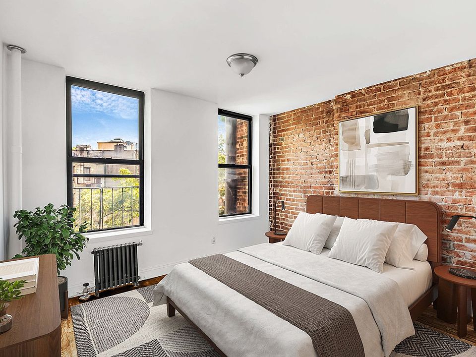 1st image of 20 Cornelia St APT 9