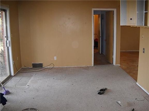 3rd image of 5116 N Michigan St