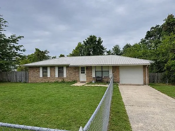 2406 2nd Ave, Alford, FL 32420