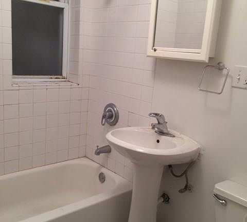 4th image of 630 W Arlington Pl #55L